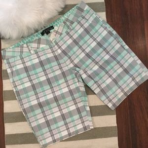 NWOT Volcom Mint Teal Gray Plaid Bermuda Sh